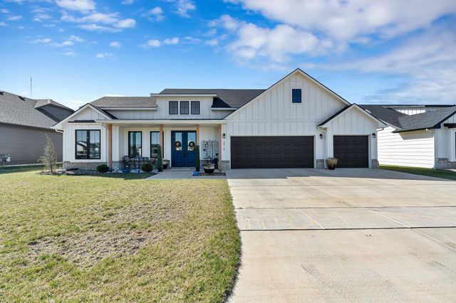 2915 E Sunnyslope, Park City, KS 67219