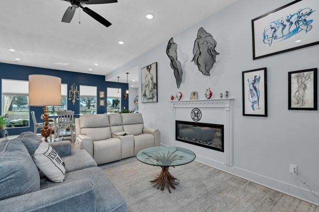 2915 E Sunnyslope, Park City, KS 67219