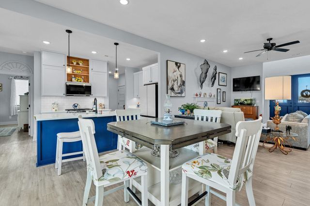 2915 E Sunnyslope, Park City, KS 67219