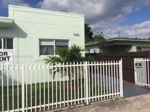 745 81st St 3, Miami Beach, FL 33141