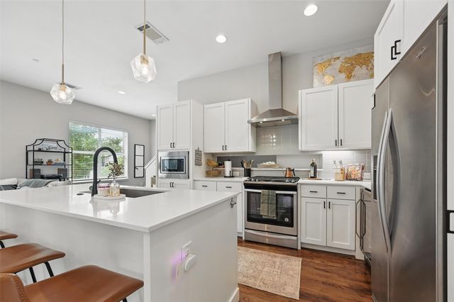 2280 N Fitzhugh Avenue 30, Dallas, TX 75204