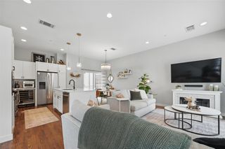 2280 N Fitzhugh Avenue 30, Dallas, TX 75204