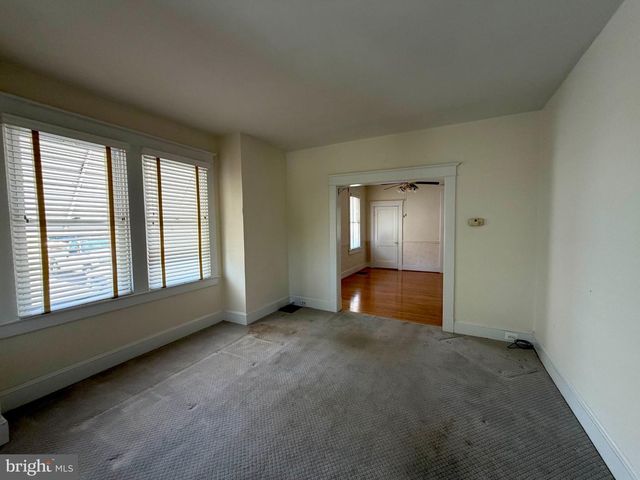1 12TH AVE, Baltimore, MD 21225