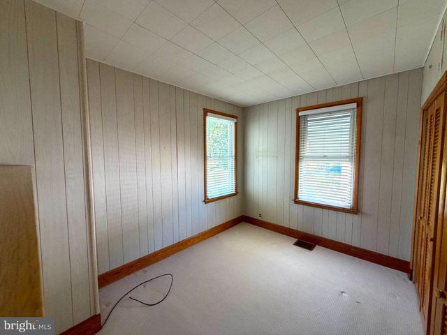 1 12TH AVE, Baltimore, MD 21225