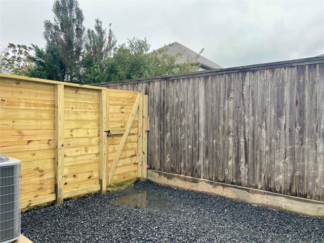 22214 Dutch Oven Drive A, Katy, TX 77449