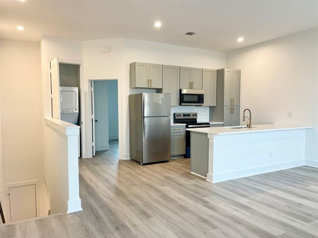 22214 Dutch Oven Drive A, Katy, TX 77449