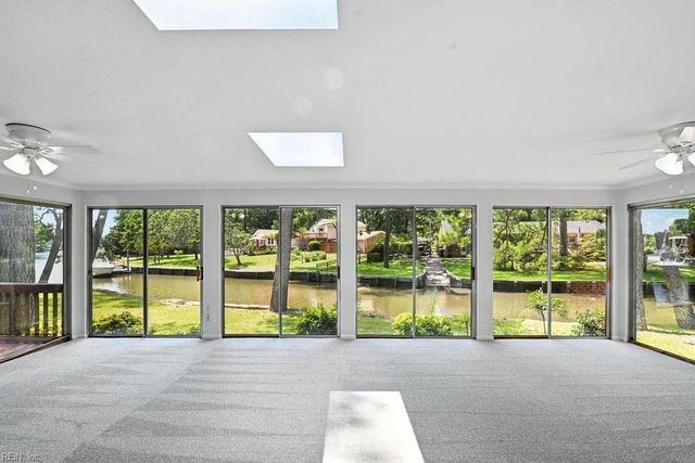 225 Betty CT, Norfolk, VA 23502