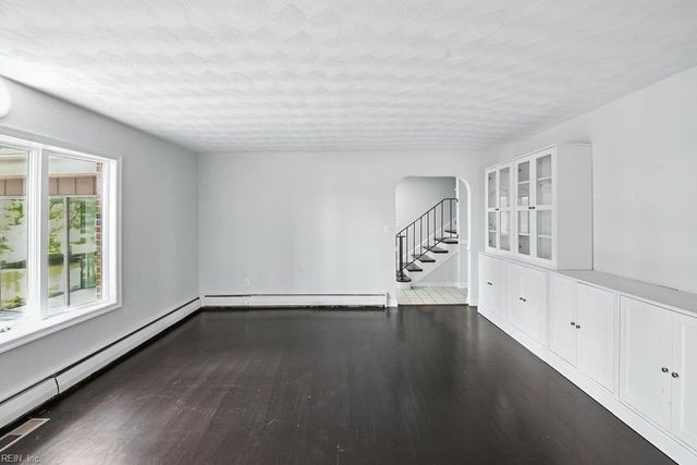 225 Betty CT, Norfolk, VA 23502