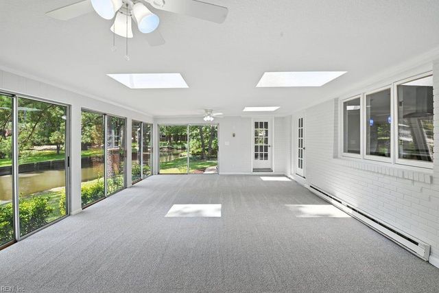 225 Betty CT, Norfolk, VA 23502