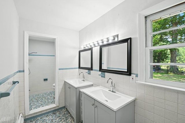 225 Betty CT, Norfolk, VA 23502