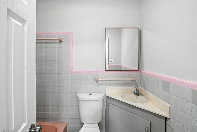 225 Betty CT, Norfolk, VA 23502