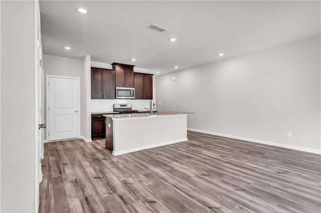 1575 Villageside Court, Lawrenceville, GA 30043