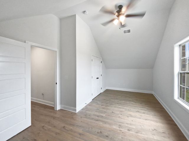 4048 Chapel Hill Rd, Clarksville, TN 37040