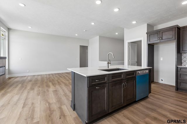 21907 McClellan Drive, Gretna, NE 68028