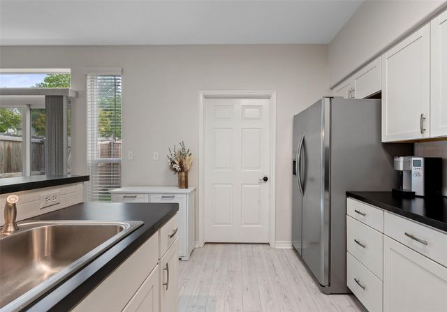 12213 Abbey Glen LN, Austin, TX 78753