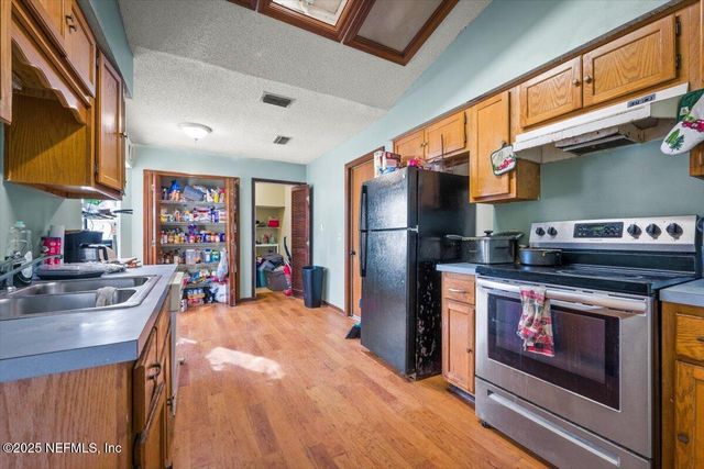 6433 N DIAMOND LEAF Court N, Jacksonville, FL 32244