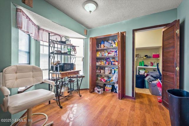 6433 N DIAMOND LEAF Court N, Jacksonville, FL 32244