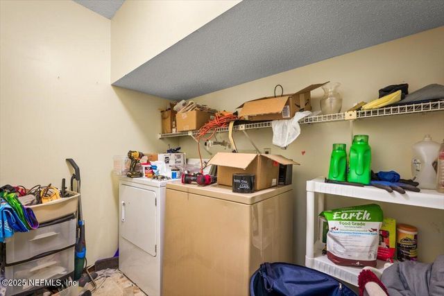 6433 N DIAMOND LEAF Court N, Jacksonville, FL 32244