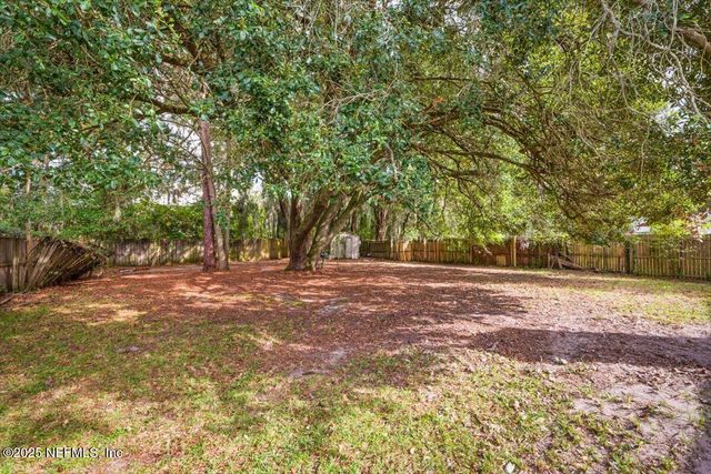 6433 N DIAMOND LEAF Court N, Jacksonville, FL 32244
