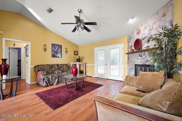 6433 N DIAMOND LEAF Court N, Jacksonville, FL 32244