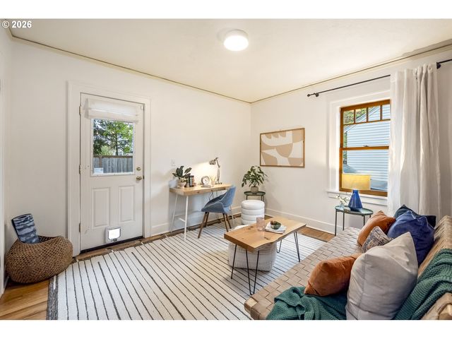 3317 Ne 58TH Ave, Portland, OR 97213