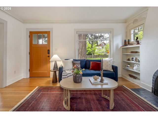 3317 Ne 58TH Ave, Portland, OR 97213