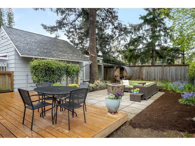 3317 Ne 58TH Ave, Portland, OR 97213