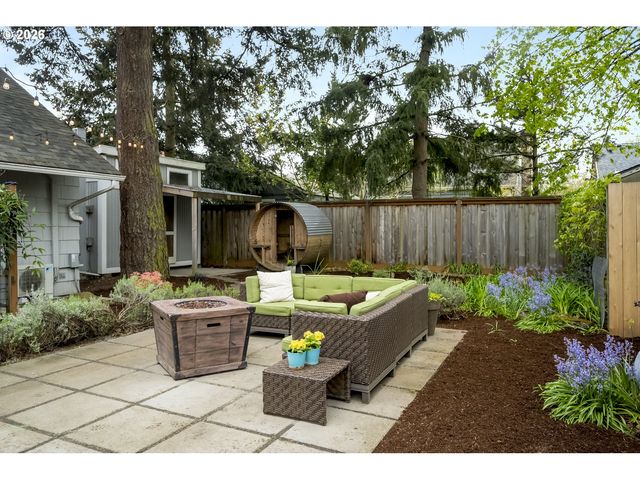 3317 Ne 58TH Ave, Portland, OR 97213