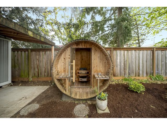 3317 Ne 58TH Ave, Portland, OR 97213
