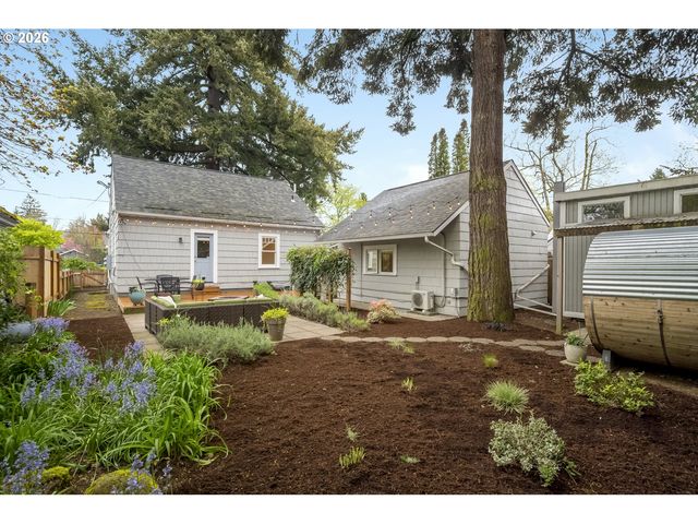 3317 Ne 58TH Ave, Portland, OR 97213
