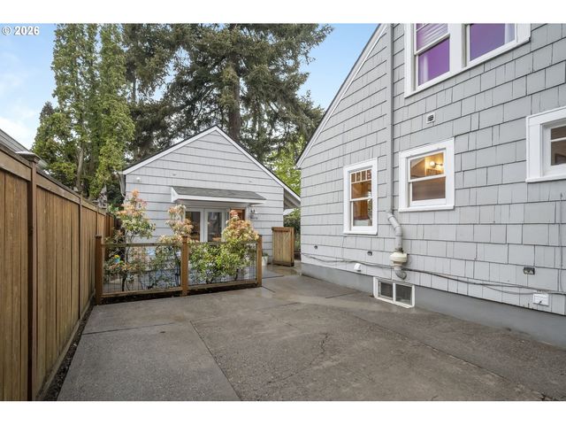 3317 Ne 58TH Ave, Portland, OR 97213