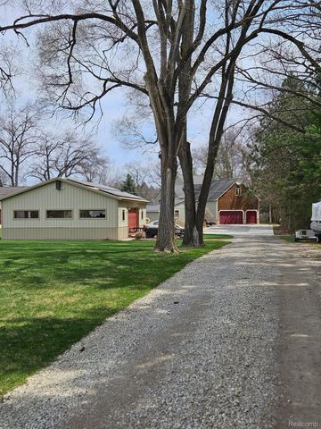 15355 LONGFELLOW Drive, Argentine Twp, MI 48418
