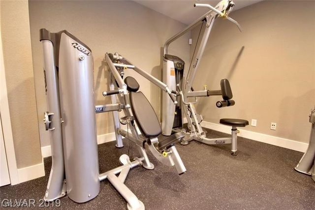 4200 South Valley View Boulevard 2001, Las Vegas, NV 89103