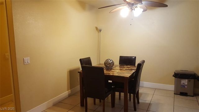 4200 South Valley View Boulevard 2001, Las Vegas, NV 89103