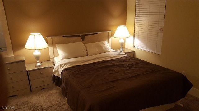 4200 South Valley View Boulevard 2001, Las Vegas, NV 89103