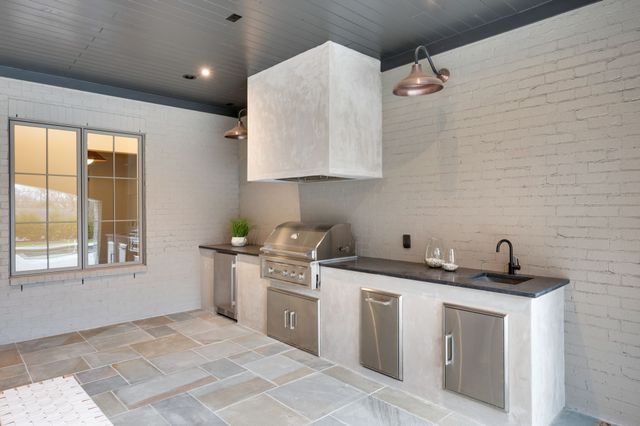 226 Williamsburg Cir, Brentwood, TN 37027