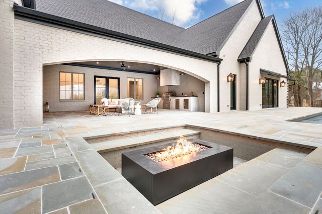 226 Williamsburg Cir, Brentwood, TN 37027