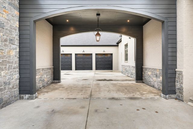 226 Williamsburg Cir, Brentwood, TN 37027