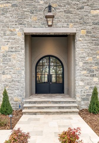 226 Williamsburg Cir, Brentwood, TN 37027