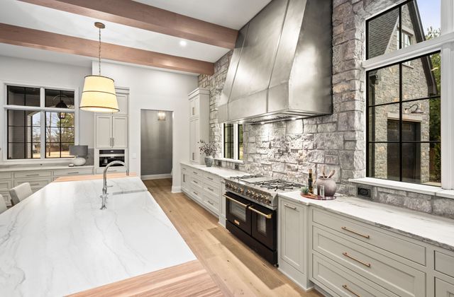 226 Williamsburg Cir, Brentwood, TN 37027