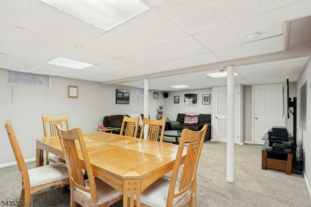 45 W Oldis St, Rochelle Park Twp., NJ 07662