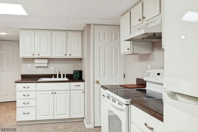 45 W Oldis St, Rochelle Park Twp., NJ 07662