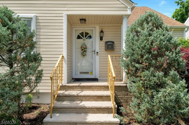 45 W Oldis St, Rochelle Park Twp., NJ 07662