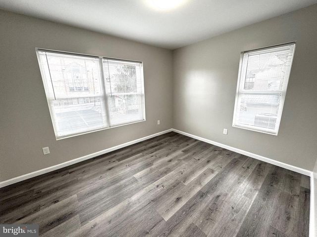 801 W BROAD ST, Bethlehem, PA 18018