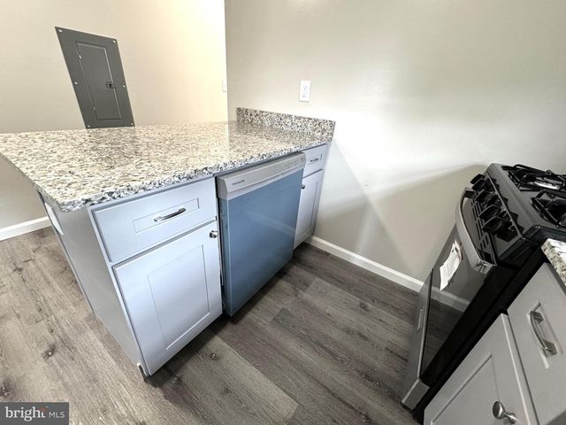 801 W BROAD ST, Bethlehem, PA 18018