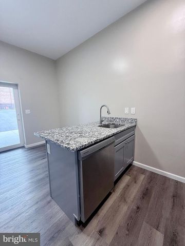 801 W BROAD ST, Bethlehem, PA 18018