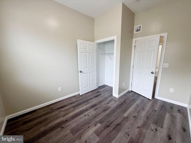 801 W BROAD ST, Bethlehem, PA 18018