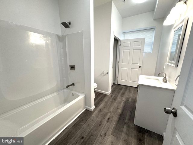 801 W BROAD ST, Bethlehem, PA 18018