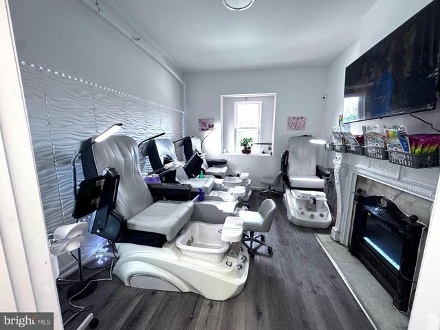 801 W BROAD ST, Bethlehem, PA 18018