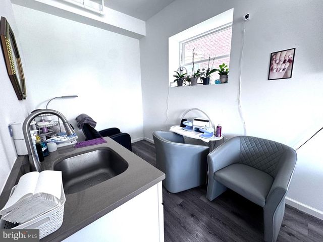 801 W BROAD ST, Bethlehem, PA 18018